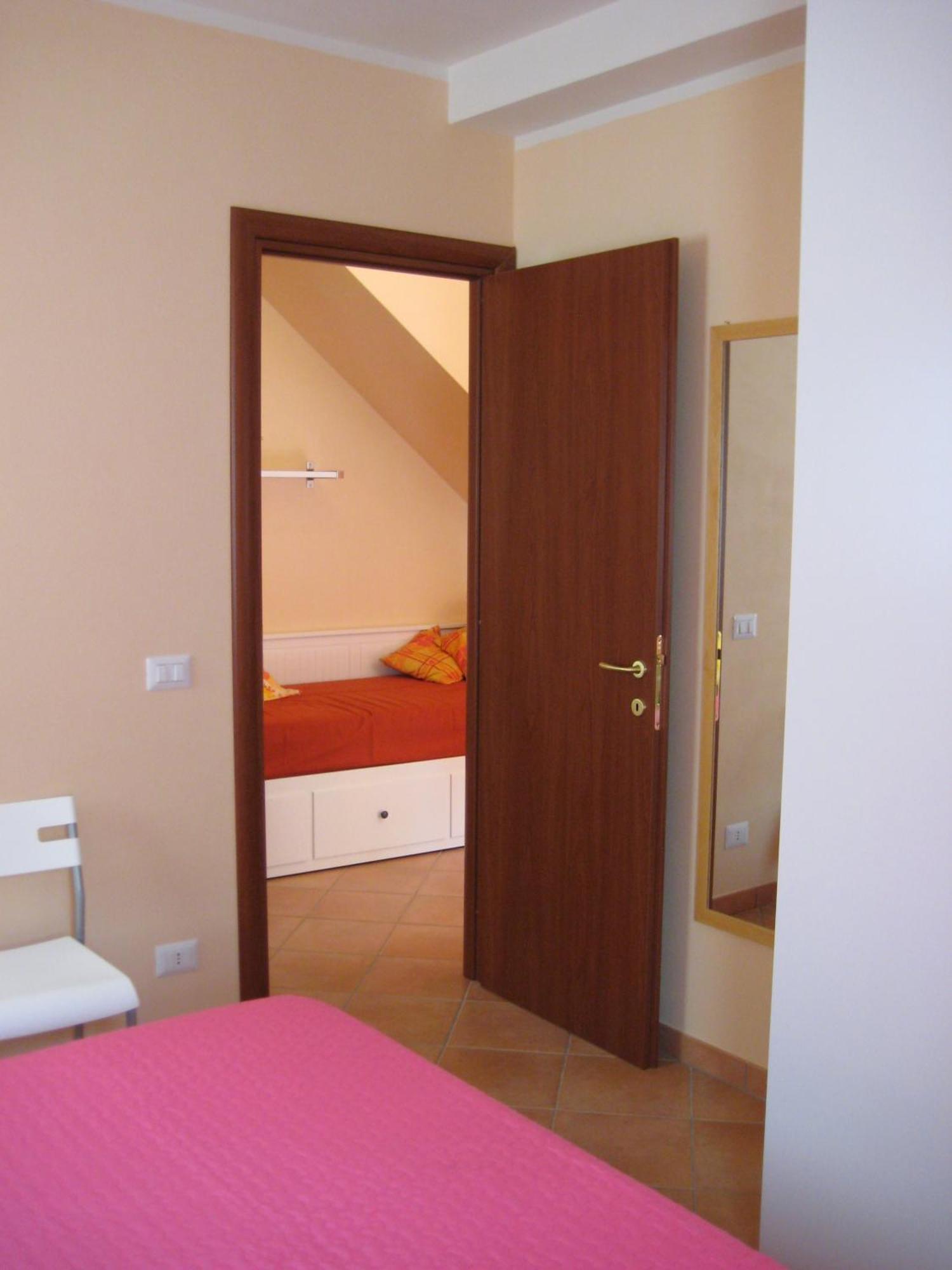Gaia Holidays Apartments Cefalù Quarto foto